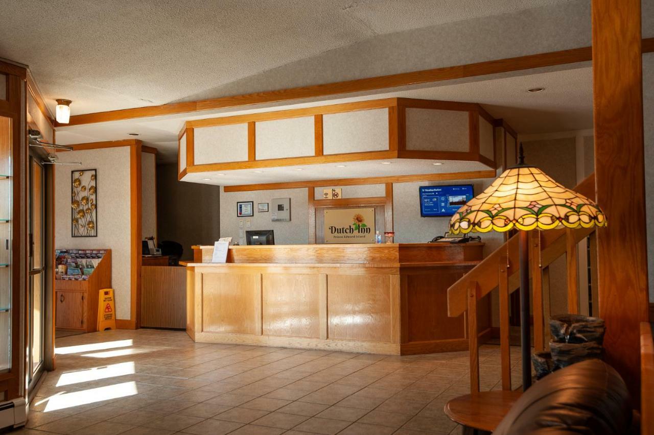 Dutch Inn Cornwall Ngoại thất bức ảnh