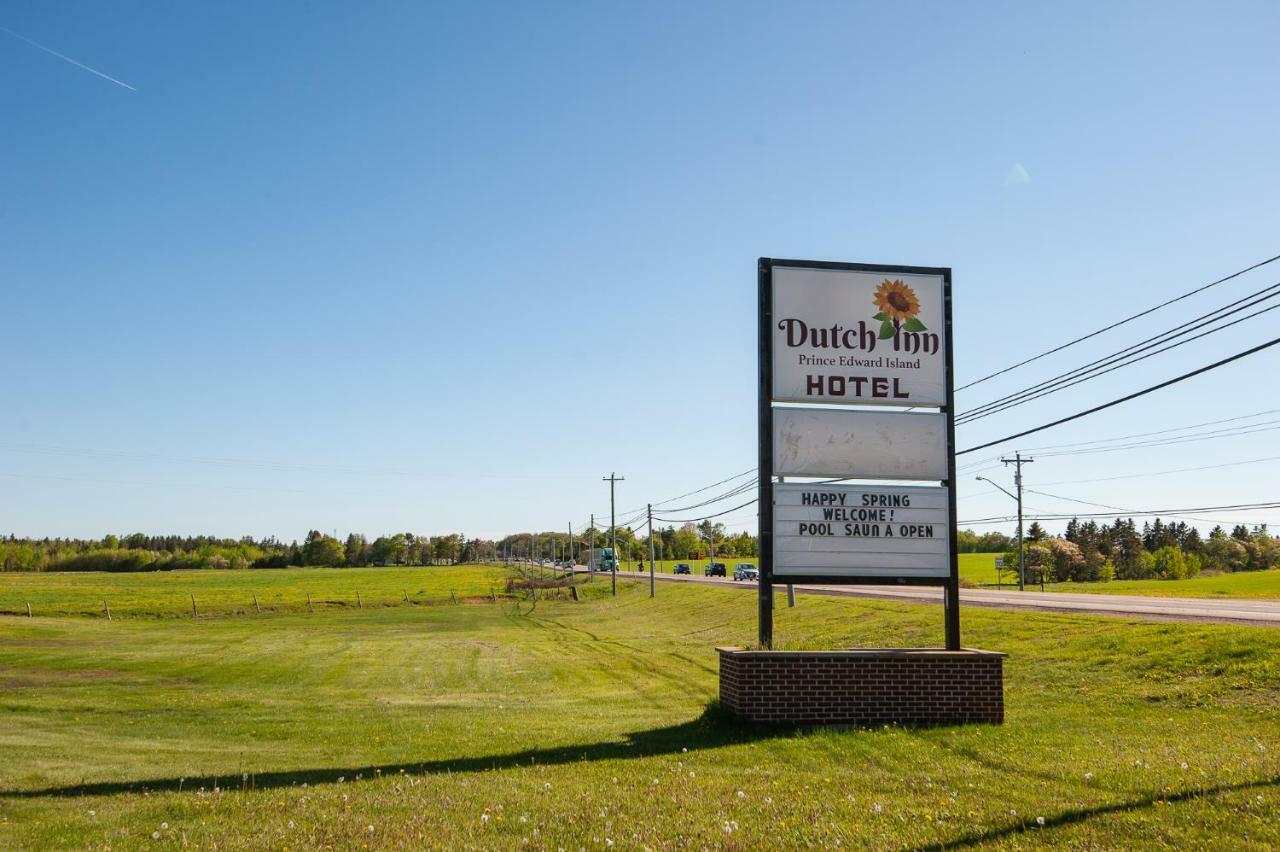 Dutch Inn Cornwall Ngoại thất bức ảnh